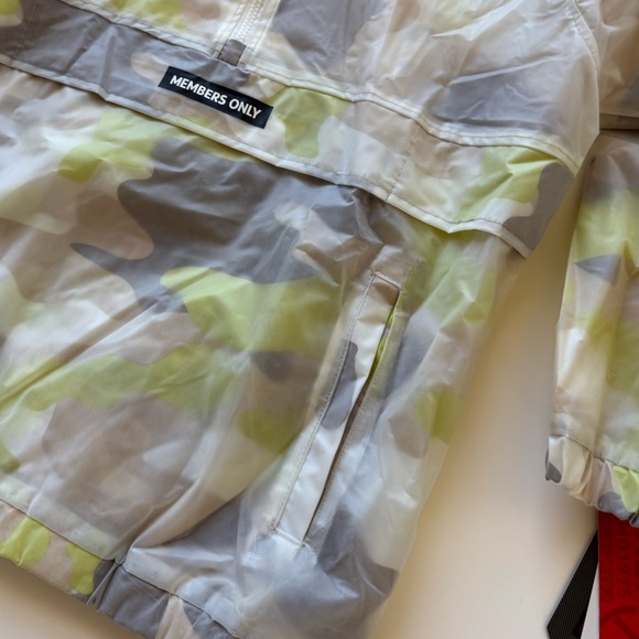 Members Only Men's Windbreaker - Camo Green and Gray - Picture 4 of 8